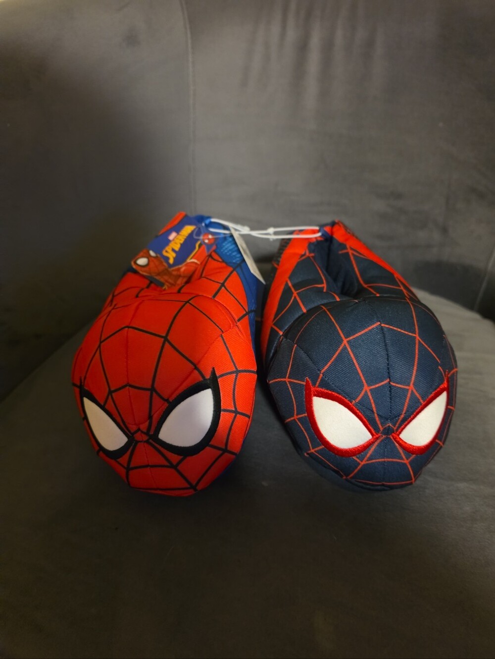 NWT Marvel Spider-Man Boys Size 4/5 Soft House Slippers Shoes Spiderman